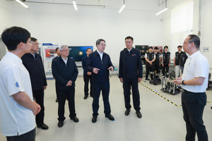 丁薛祥在调研基础研究时强调 深入贯彻落实加强基础研究座谈会精神 全面提升基础研究水平和原始创新能力